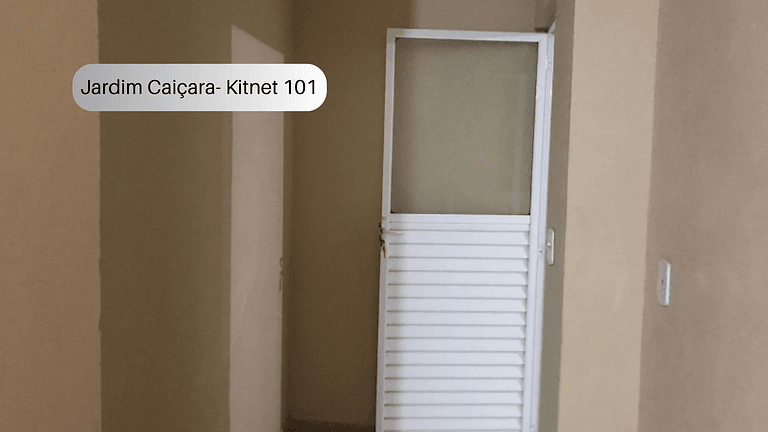 Jardim Caiçara - Kitnet 101 - Cabo Frio - Aluguel Econômico